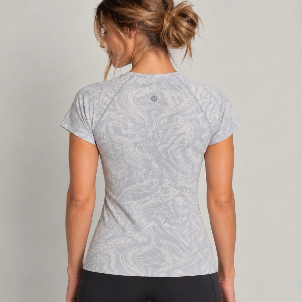 Lululemon Swiftly Tech SS 2.0 Shirt Marble Dye Rhino Grey Flat Chest 17" - Picture 3 of 16